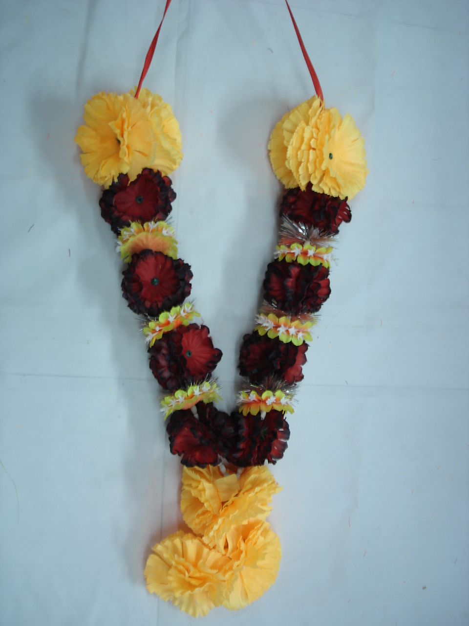 Manufacturers Exporters and Wholesale Suppliers of Artifical Garlands No-3 Karol Bagh 